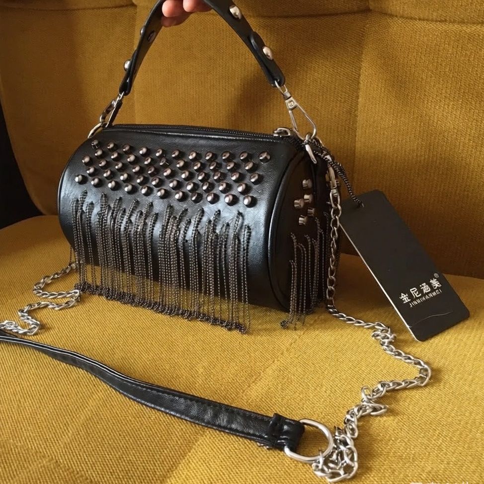 Women Bags 2026 Trends - Модная мини-сумка 2026 с бахромой и